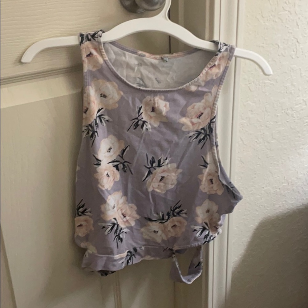 Fitted floral crop top